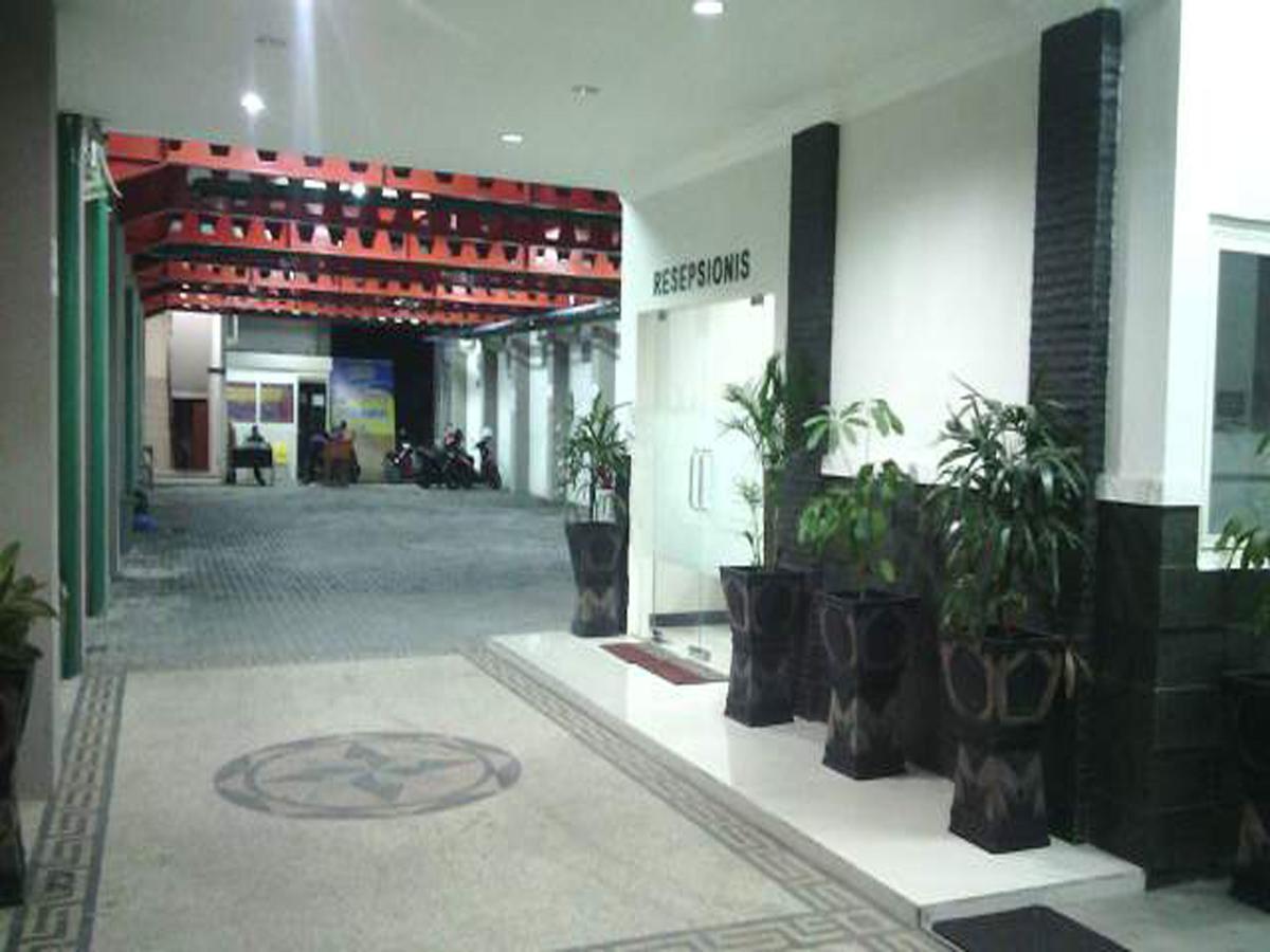 Hotel Elresas Lamongan 外观 照片