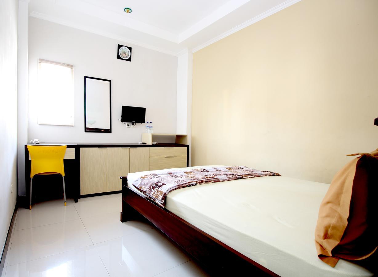 Hotel Elresas Lamongan 外观 照片