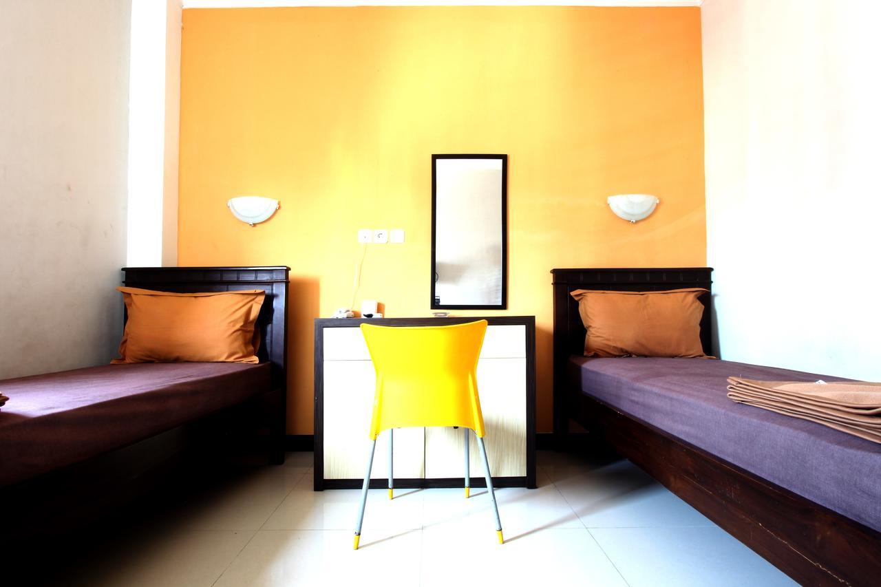 Hotel Elresas Lamongan 外观 照片